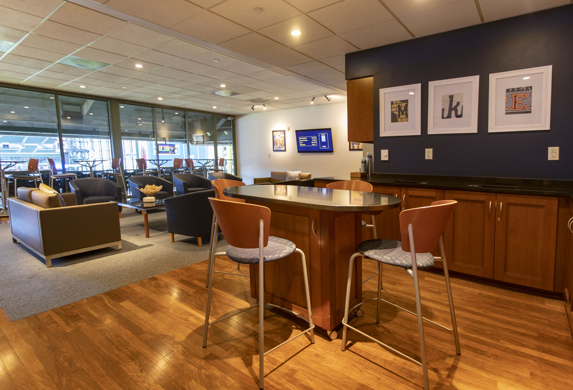 Suite interior